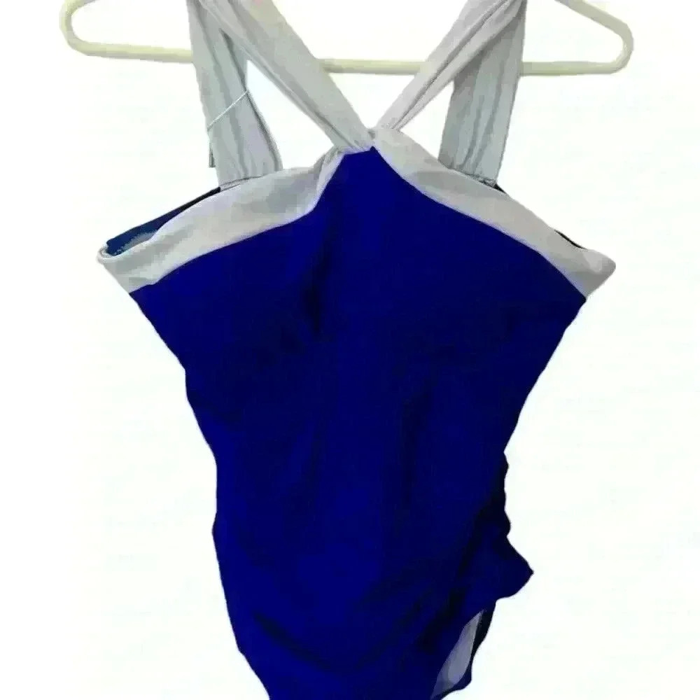 NWT- YOU DIAN WOMAN’S swimsuit size XL one piece 4 of July bath suit